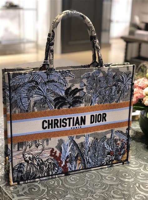 bolso christian dior original|christian dior paris tote bag.